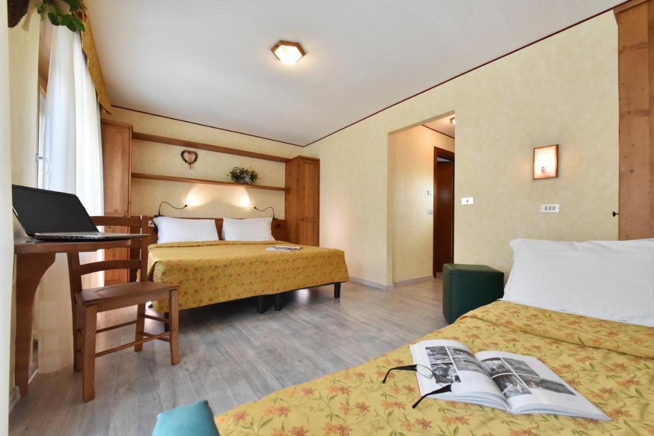Hotel Bijou วัลตูร์นอนช์ ภายนอก รูปภาพ